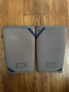 SBD Gray Neoprene Knee Sleeves for Men